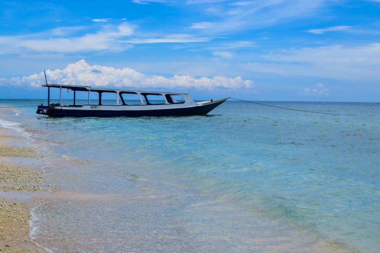 Mad Monkey Gili Trawangan Vandrarhem Exteriör bild